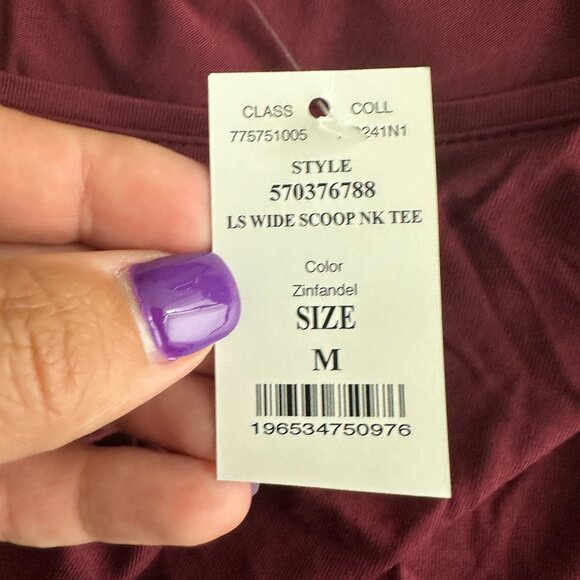 NWT White House Black Market Long Sleeve Wide Scoop Tee Zinfandel M #WHBM4 - Picture 6 of 9
